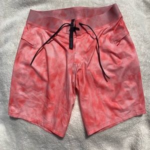 Lululemon board shorts NWOT 31